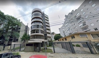 Imagem de fundo do condomínio Condomínio Maison Montreux - Cabral - Curitiba - PR