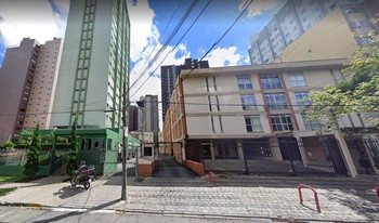 Imagem de fundo do condomínio Condomínio Manhattan - água Verde - Curitiba - PR