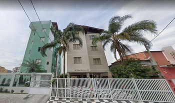 Imagem de fundo do condomínio Condomínio Maria Conceição - Enseada - Guarujá - SP