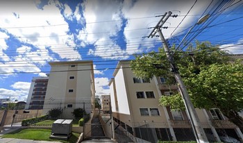 Imagem de fundo do condomínio Condomínio Maria Helena - Portão - Curitiba - PR