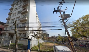 Imagem de fundo do condomínio Condomínio Meneghetti - Floresta - Porto Alegre - RS