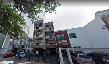 Imagem de fundo do condomínio Condomínio Miguel Tostes - Rio Branco - Porto Alegre - RS
