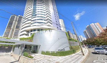 Imagem de fundo do condomínio Condomínio Millenniun - Mossungue - Curitiba - PR