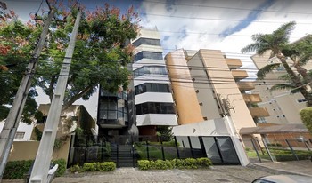 Imagem de fundo do condomínio Condomínio Mon Reale - Juvevê - Curitiba - PR