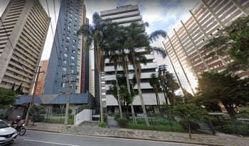 Imagem de fundo do condomínio Condomínio Moretti - Bigorrilho - Curitiba - PR