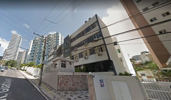 Imagem de fundo do condomínio Condomínio Naira - Barra - Salvador - BA