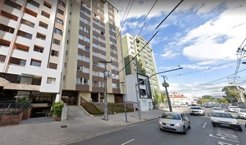 Imagem de fundo do condomínio Condomínio Oxford - Rebouças - Curitiba - PR