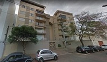 Imagem de fundo do condomínio Condomínio Pinheiro Júnior - Centro - Londrina - PR