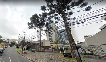 Imagem de fundo do condomínio Condomínio Portal Do - Cabral - Curitiba - PR