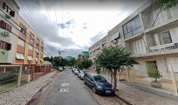Imagem de fundo do condomínio Condomínio Rejane - Vila Ipiranga - Porto Alegre - RS