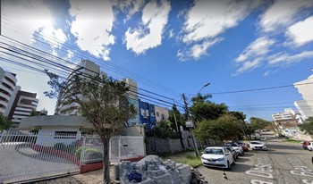 Imagem de fundo do condomínio Condomínio Residêncial Ibéria - Mercês - Curitiba - PR