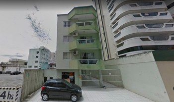 Imagem de fundo do condomínio Condomínio Residêncial Laura Carolina - Meia Praia - Itapema - SC