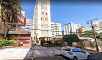 Imagem de fundo do condomínio Condomínio Residêncial Ourem - Centro - Londrina - PR