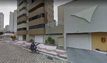 Imagem de fundo do condomínio Condomínio Residêncial Saint Dennis - Centro - Balneário Camboriú - SC