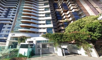 Imagem de fundo do condomínio Condomínio Rio Albany - Batel - Curitiba - PR