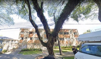 Imagem de fundo do condomínio Condomínio Saint Deniz - Cristo Rei - Curitiba - PR