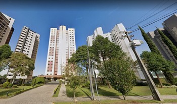 Imagem de fundo do condomínio Condomínio Saint James Park - Cabral - Curitiba - PR