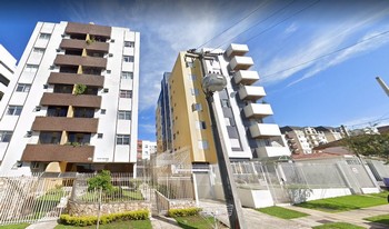 Imagem de fundo do condomínio Condomínio Saint Jean - Cabral - Curitiba - PR