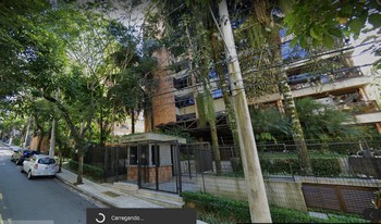 Imagem de fundo do condomínio Condomínio Saint Raphael - Real Parque - São Paulo - SP