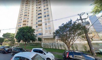 Imagem de fundo do condomínio Condomínio Solar Dos Plátanos - Cristo Rei - Curitiba - PR