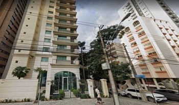 Imagem de fundo do condomínio Condomínio Strauss Palace - Cabral - Curitiba - PR