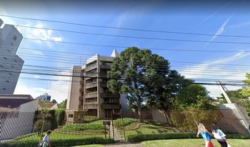 Imagem de fundo do condomínio Condomínio Taynah - Cabral - Curitiba - PR