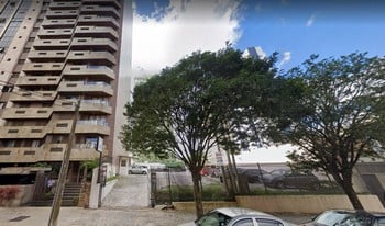 Imagem de fundo do condomínio Condomínio Tour De La Paix - água Verde - Curitiba - PR