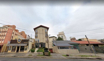 Imagem de fundo do condomínio Condomínio Treviso - Ahu - Curitiba - PR