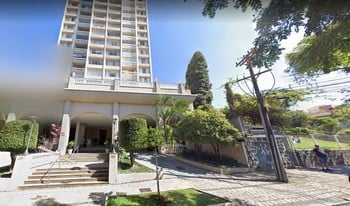 Imagem de fundo do condomínio Condomínio Versalhes - Centro - Curitiba - PR