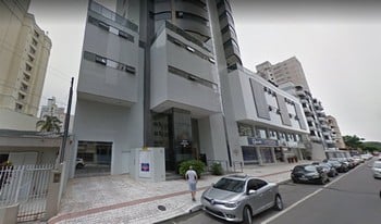 Imagem de fundo do condomínio Condomínio Villa Castelli - Centro - Balneário Camboriú - SC
