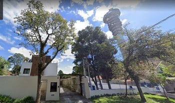 Imagem de fundo do condomínio Condomínio Jardim Das Castanheiras - Mercês - Curitiba - PR