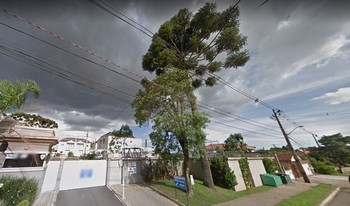 Imagem de fundo do condomínio Condomínio London Village Condominium - Santa Felicidade - Curitiba - PR