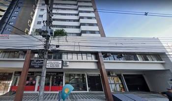 Imagem de fundo do condomínio Condomínio Plaza Sevilla - Residêncial - Cabral - Curitiba - PR