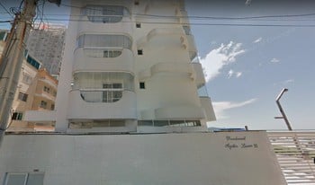 Imagem de fundo do condomínio Condomínio Residêncial Ayrton Senna - Meia Praia - Itapema - SC