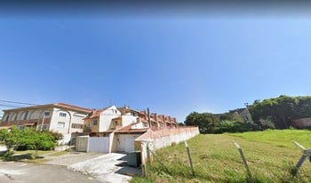 Imagem de fundo do condomínio Condomínio Residêncial Bandeirantes - Boa Vista - Curitiba - PR