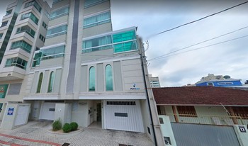 Imagem de fundo do condomínio Condomínio Residêncial Brizzas - Meia Praia - Itapema - SC