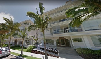 Imagem de fundo do condomínio Condomínio Residêncial Das Bromélias - Jurerê Internacional - Florianópolis - SC