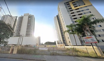 Imagem de fundo do condomínio Condomínio Residêncial Enrico I - Cabral - Curitiba - PR