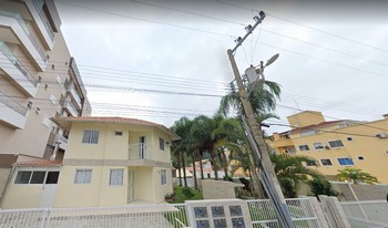 Imagem de fundo do condomínio Condomínio Residêncial Iolanda - Bombas - Bombinhas - SC