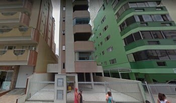Imagem de fundo do condomínio Condomínio Residêncial J.bernardo - Meia Praia - Itapema - SC
