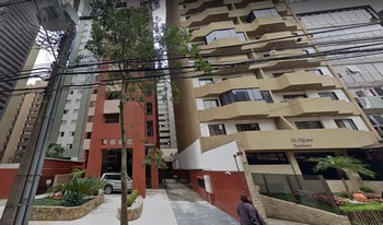 Imagem de fundo do condomínio Condomínio Residêncial Laguna - Batel - Curitiba - PR