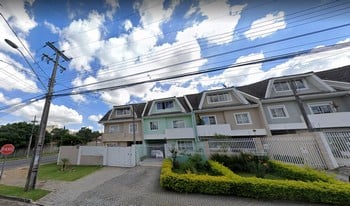 Imagem de fundo do condomínio Condomínio Residêncial Laguna - Portão - Curitiba - PR