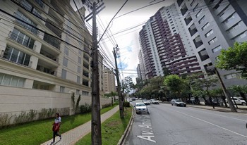Imagem de fundo do condomínio Condomínio Residêncial Le France - Ahu - Curitiba - PR
