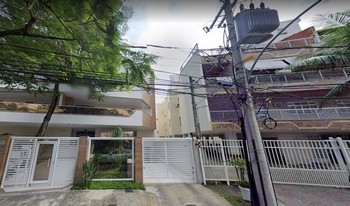 Imagem de fundo do condomínio Condomínio Residêncial Le Karp - Recreio Dos Bandeirantes - Rio De Janeiro - RJ