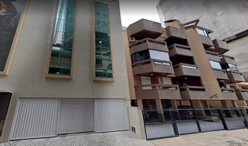 Imagem de fundo do condomínio Condomínio Residêncial Louvre - Meia Praia - Itapema - SC
