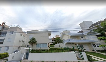 Imagem de fundo do condomínio Condomínio Residêncial Mar Azul - Jurerê - Florianópolis - SC