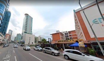 Imagem de fundo do condomínio Condomínio Residêncial Martim Pescador - Meia Praia - Itapema - SC