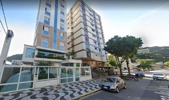 Imagem de fundo do condomínio Condomínio Residêncial Nicole - Marape - Santos - SP