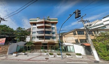 Imagem de fundo do condomínio Condomínio Residêncial Olímpio Bargiela - São Francisco - Niteroi - RJ