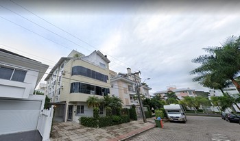 Imagem de fundo do condomínio Condomínio Residêncial Porto Seguro - Jurerê - Florianópolis - SC
